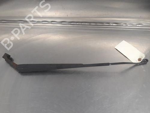 Used Front windshield wiper arm TOYOTA YARIS VERSO (_P2_) 1.4 D-4D (NLP20_, NLP22_) (75 hp) 14869501