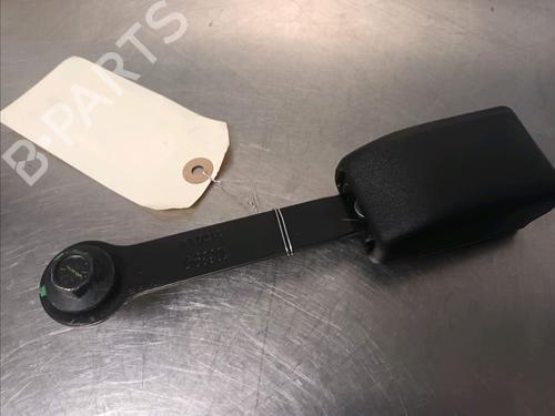 Used Seat buckle NISSAN MICRA IV (K13K, K13KK) 1.2 (80 hp) 14864714