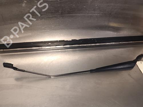 Used Front windshield wiper arm PEUGEOT 208 I (CA_, CC_) 1.5 BlueHDI 100 (102 hp) 14869618