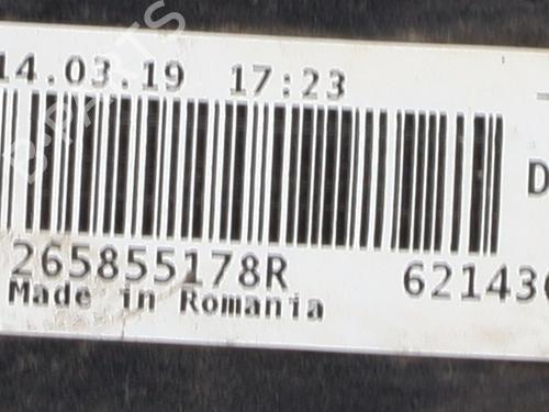 Feu de brouillard arrière DACIA DUSTER (HM_) 1.5 dCi 115 (HMAD) | BP32131871C37