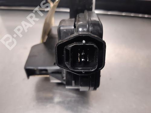Front right lock HYUNDAI SANTA FÉ I (SM) 2.0 CRDi 4x4 | BP9331745C97 