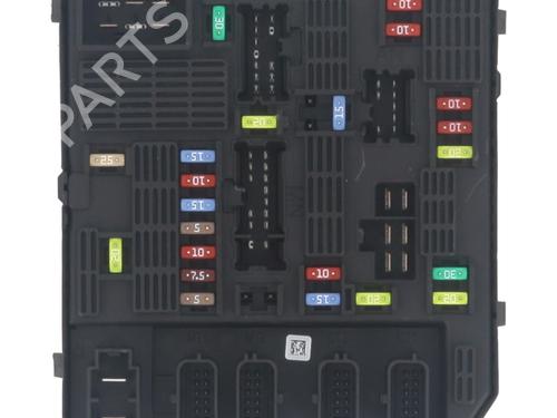 Zekeringkast RENAULT SCÉNIC III (JZ0/1_) 1.5 dCi (110 hp) 29604299