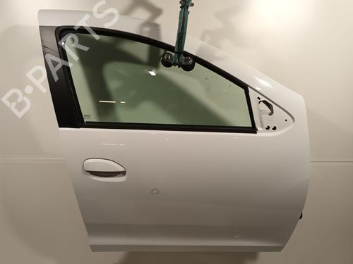 Used Right front door DACIA DUSTER (HM_) 1.5 dCi 115 4x4 (HMAD) (116 hp) 31579235