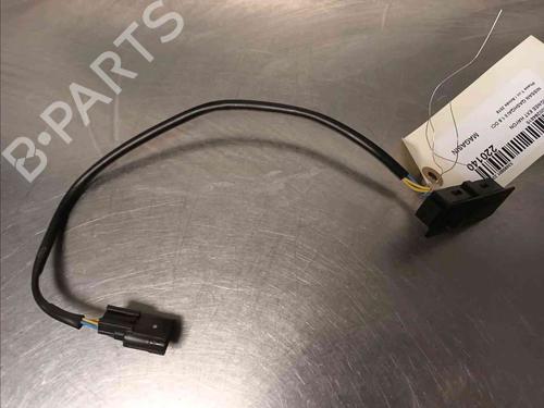 Used Tailgate handle NISSAN QASHQAI II (J11, J11_) 1.6 dCi (130 hp) 21781822