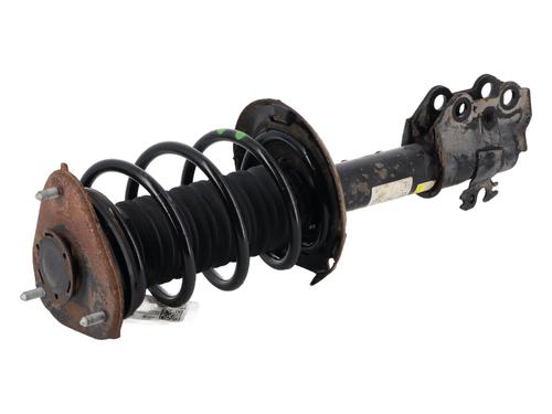 Used Right front shock absorber TOYOTA C-HR (_X1_) 1.8 Hybrid (ZYX10_, ZYX11_, ZYX10R, ZYX11R) (122 hp) 32381891