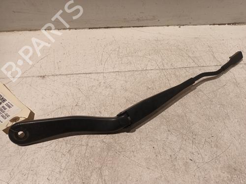 Used Front windshield wiper arm MINI MINI COUNTRYMAN (F60) One (102 hp) 20607695