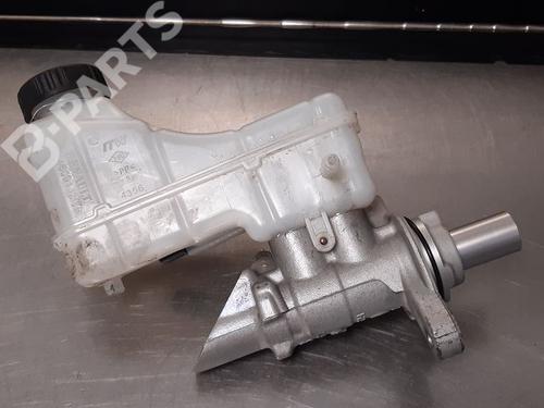 Used Brake master cylinder RENAULT MEGANE IV Hatchback (B9A/M/N_) 1.6 dCi 130 (B9A4) (130 hp) 9332278