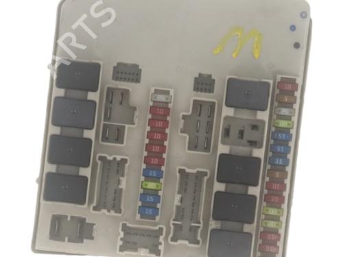 Used Fuse box Fuse box RENAULT MODUS / GRAND MODUS (F/JP0_) 1.5 dCi (FP0E, JP0E) (65 hp) 39520996 39520996