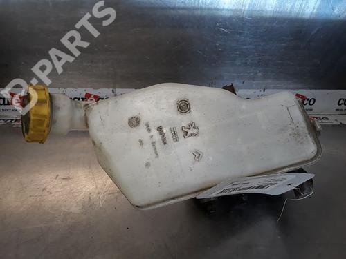 Used Brake master cylinder PEUGEOT 1007 (KM_) 1.4 HDi (68 hp) 9328194