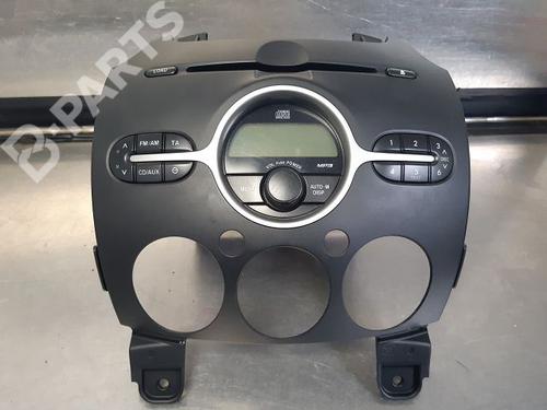 Used Radio MAZDA 2 (DE_, DH_) 1.4 MZR-CD (68 hp) 9333207