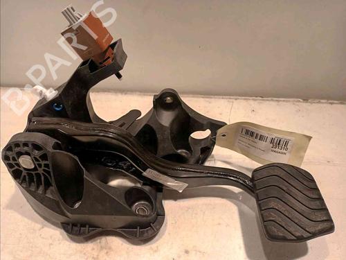 Used Break pedal RENAULT MEGANE E-TECH SUV EV60 (BNJ1) (218 hp) 21782225