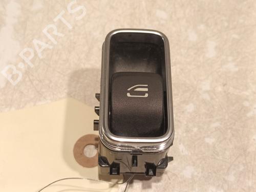 Used Right rear window switch MERCEDES-BENZ A-CLASS (W177) A 180 d (177.003) (116 hp) 20607990