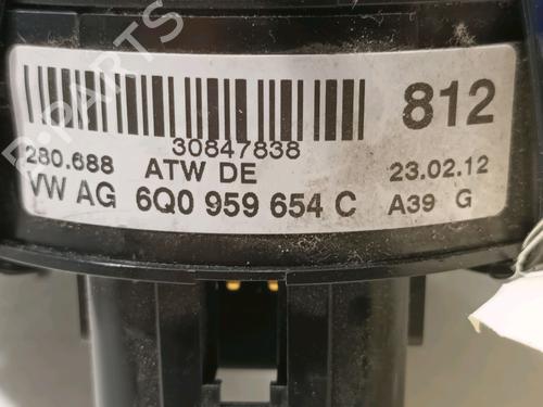 Headlight switch SEAT IBIZA IV (6J5, 6P1) 1.9 TDI | BP16355462I24 
