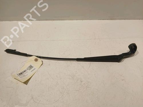 Used Front windshield wiper arm SMART FORTWO Coupe (451) 1.0 (451.330, 451.334) (61 hp) 17909979