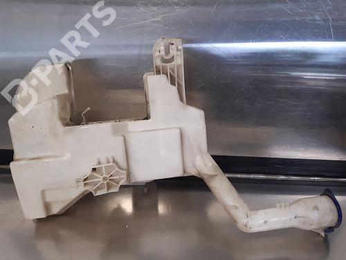 windscreen-washer-tank-citroen-c5-iii-rd_-20-hdi-140-rdrhf8-rdrhfa-rdrha8-rdrhaj-6431l1-2008-2009-2010-2011-2012-2013-2014-2015-2016-2017-9335912 main image
