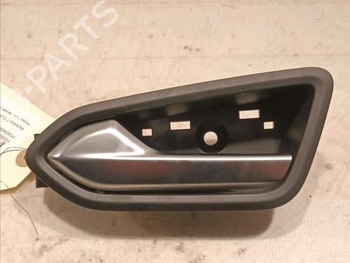 Used Front left interior door handle RENAULT CLIO V (B7_) 1.0 TCe 100 (B7MT) (101 hp) 16188492