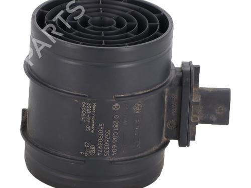 Used Mass air flow sensor Mass air flow sensor IVECO DAILY VI Platform/Chassis 35S18, 35C18, 40C18, 45C18, 50C18, 60C18, 65C18, 70C18 (179 hp) 33747477 33747477