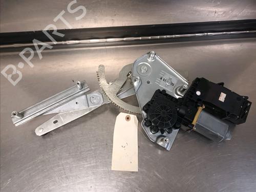 Rudehejsemotor bagstkærm højre VW GOLF IV Cabriolet (1E7) 1.9 TDI (90 hp) 14866926