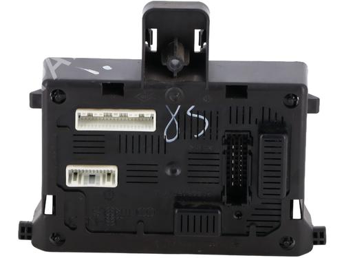 Used Fuse box Fuse box RENAULT CLIO III (BR0/1, CR0/1) 1.5 dCi (C/BR0G, C/BR1G) (68 hp) 33569760 33569760
