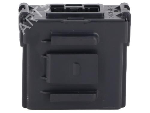 Used Electronic module RENAULT ESPACE V (JR_) [2015-2023]  32131971