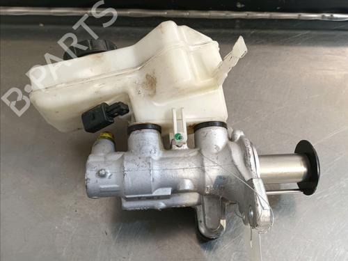 Used Brake master cylinder SEAT IBIZA V (KJ1, KJG) 1.0 TSI (115 hp) 14947605