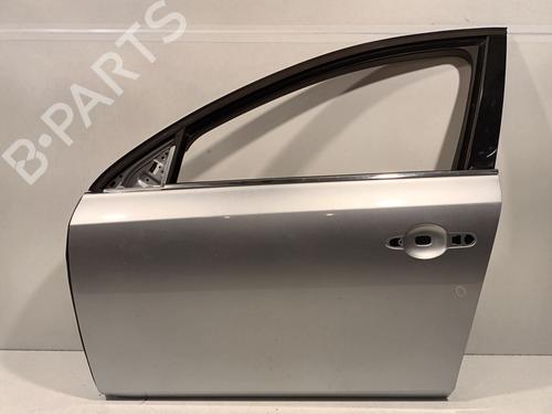 Porta anteriore sinistra RENAULT LATITUDE (L70_) 2.0 dCi 150 (L70H) (150 hp) 30586581