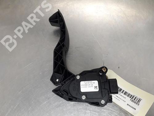 Used Pedal RENAULT TWINGO III (BCM_, BCA_) 1.0 SCe 70 (71 hp) 9324704