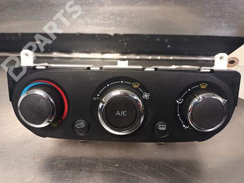 Climate control RENAULT CAPTUR I (J5_, H5_) 1.5 dCi 90 (90 hp) 9339506