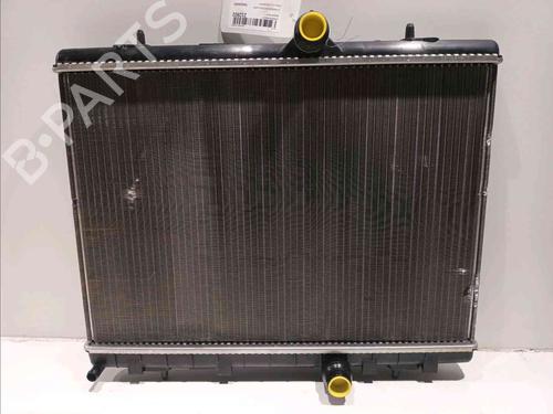 Used Water radiator Water radiator 21124222 21124222