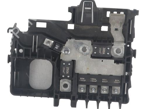 Used Fuse box OPEL CORSA E (X15) 1.2 (08, 68) (69 hp) 30633514