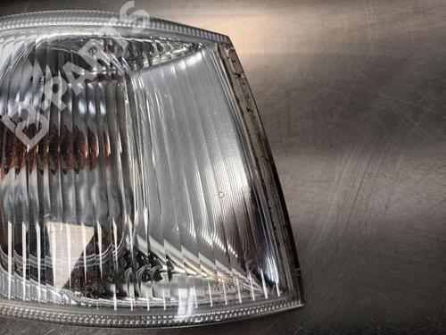 Right front indicator VOLVO V40 Estate (645) 1.6 | BP9337063C33 