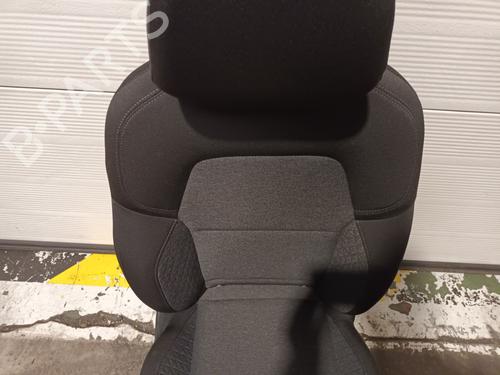 Left front seat RENAULT CLIO V (B7_) 1.0 TCe 90 (B7MT) | BP22921582C15 