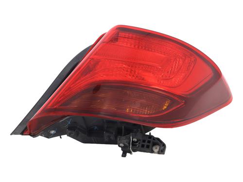 Højre baglygte Højre baglygte TOYOTA YARIS (_P13_) 1.0 (KSP130_, KSP130) (69 hp) 39894395 39894395