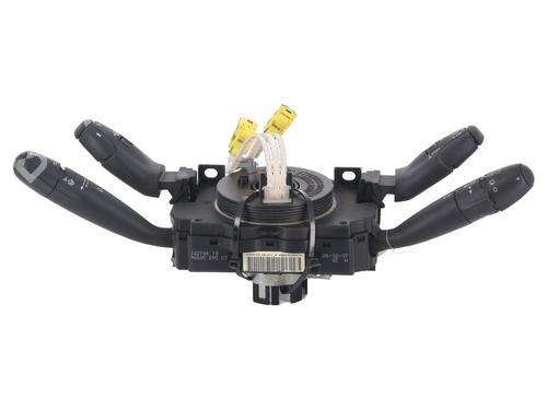 Headlight switch PEUGEOT 807 (EB_) 2.0 HDI | BP38012015I24 - Image 3