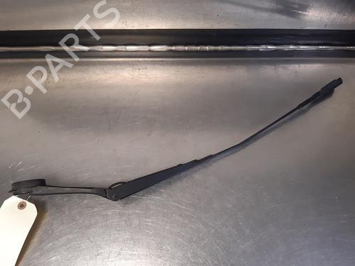 Used Front windshield wiper arm FORD FOCUS III 1.6 TDCi (115 hp) 14869590