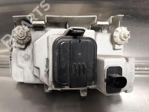 Right headlight VW POLO III (6N1) 60 1.4 | BP9319697C29 