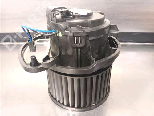 Varmeblæser RENAULT MEGANE IV Grandtour (K9A/M/N_) 1.2 TCe 130 (K9MR) (130 hp) 9340791