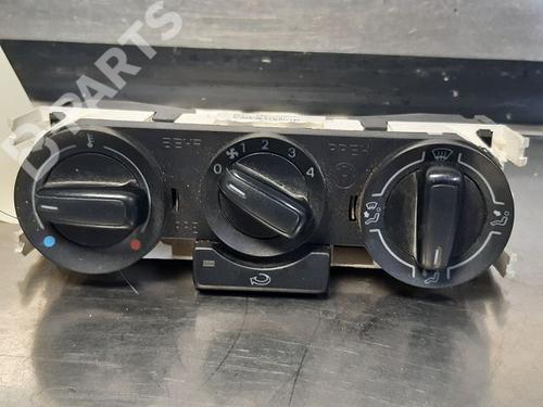 Used Climate control VW POLO V (6R1, 6C1) 1.2 TDI (75 hp) 9335024