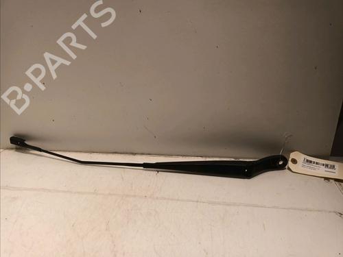 Used Front windshield wiper arm OPEL CROSSLAND X / CROSSLAND (P17, P2QO) 1.2 (75) (110 hp) 17134119