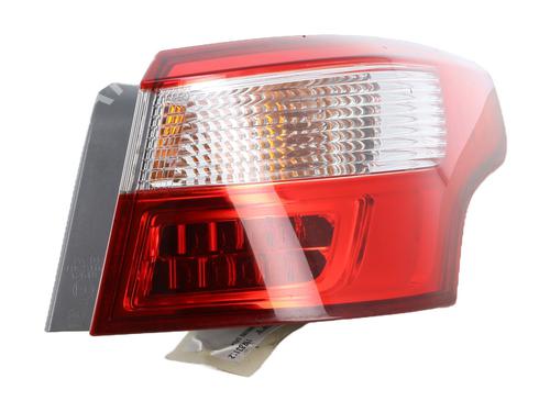 Used Right taillight RENAULT LATITUDE (L70_) 2.0 dCi 150 (L70H) (150 hp) 31012156