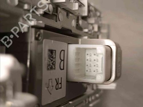 Interior roof light NISSAN JUKE (F16_) DIG-T 117 | BP21605159I8