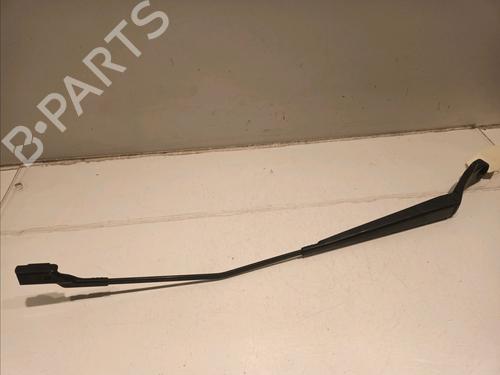 Used Front windshield wiper arm FORD KA+ III (UK, FK) 1.2 Ti-VCT (85 hp) 16637417
