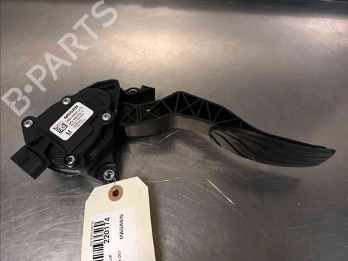Used Pedal NISSAN QASHQAI II SUV (J11, J11_) 1.5 dCi (110 hp) 21685774