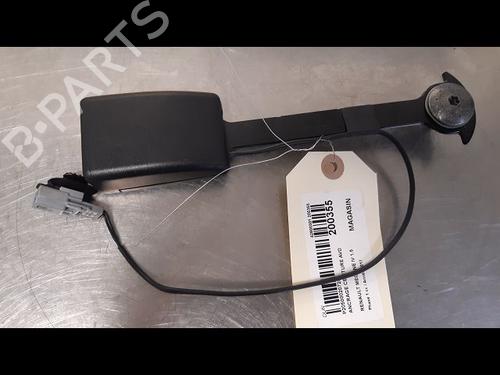 Used Seat buckle RENAULT MEGANE IV Hatchback (B9A/M/N_) 1.5 dCi 90 (B9A1) (90 hp) 14864618