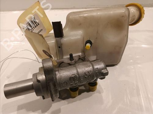 Brake master cylinder PEUGEOT 208 I (CA_, CC_) 1.2 VTI 82 | BP14947623M77