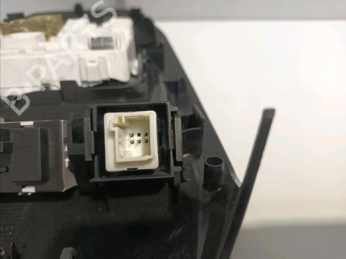 Interior roof light PEUGEOT 3008 II SUV (MC_, MR_, MJ_, M4_) 1.2 THP/ PureTech 130 (MRHNSM, MRHNSU, MRHNSJ, MRHNYW,... | BP12822894I8