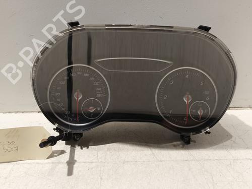 Used Instrument cluster MERCEDES-BENZ A-CLASS (W176) A 180 CDI / d (176.012) (109 hp) 22718724