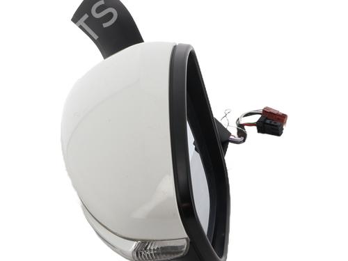 Left mirror PEUGEOT 2008 I (CU_) 1.2 PureTech 82 | BP28688834C26 