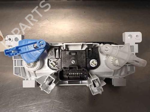 Climate control RENAULT TRAFIC III Bus (JG_) | BP30142812I5