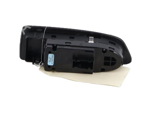 Switch BMW 1 (E87) 118 d | BP22401359I30 